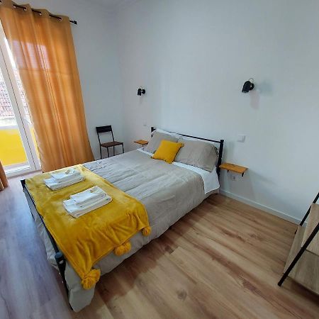 Wolley - Peniche Guesthouse 2 Esterno foto