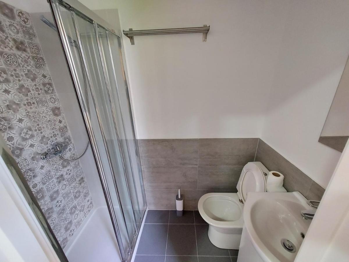 Wolley - Peniche Guesthouse 2 Esterno foto